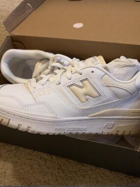 New Balance White and Cream Leather Sneakers